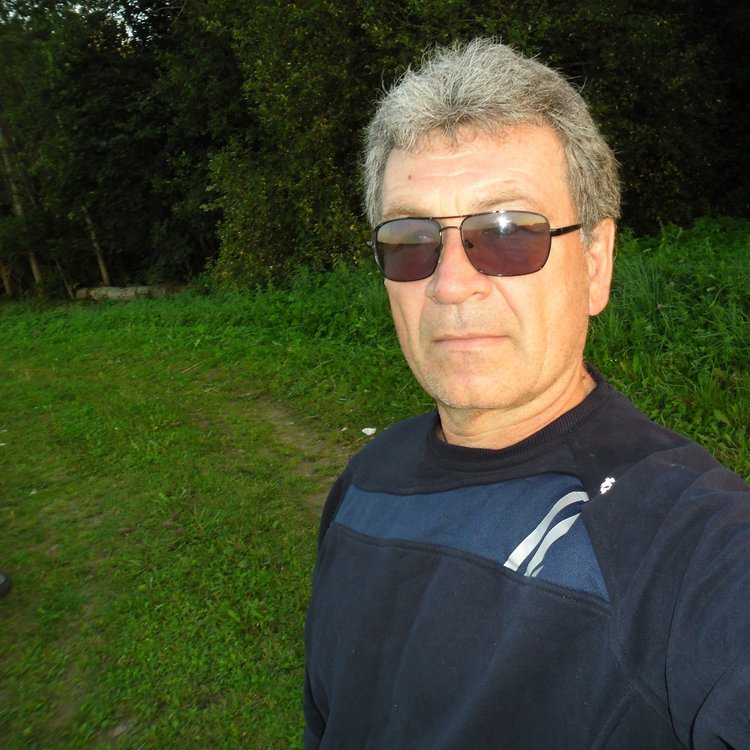 Andrei M. trader